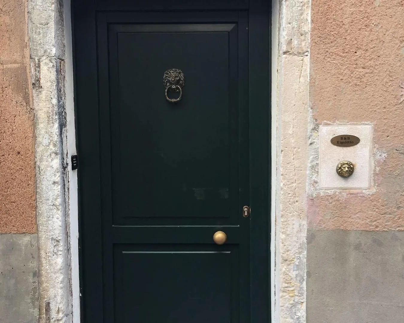 ***  ヴェネツィア ロッソ チャーム B＆B Bed & Breakfast イタリア