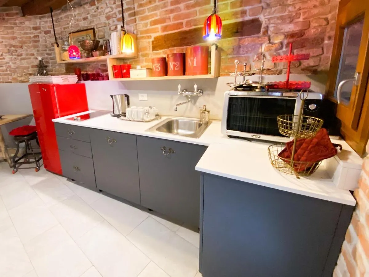 Bed and breakfast Rosso Charm B&B Venecia